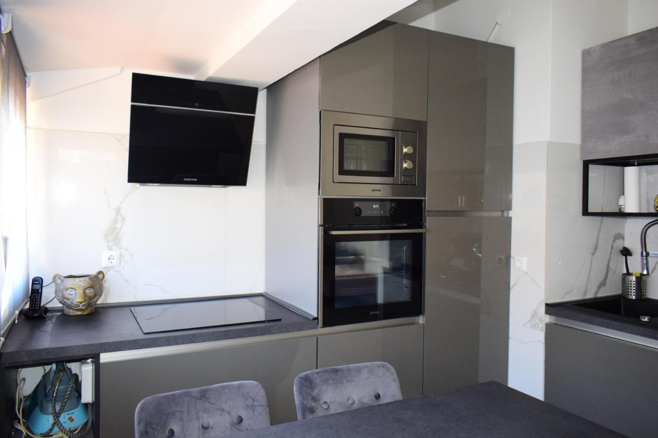 Apartmani Lavin Malinska Exterior foto