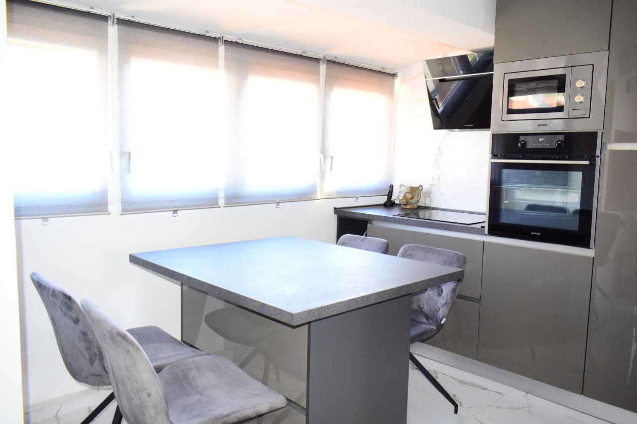 Apartmani Lavin Malinska Exterior foto